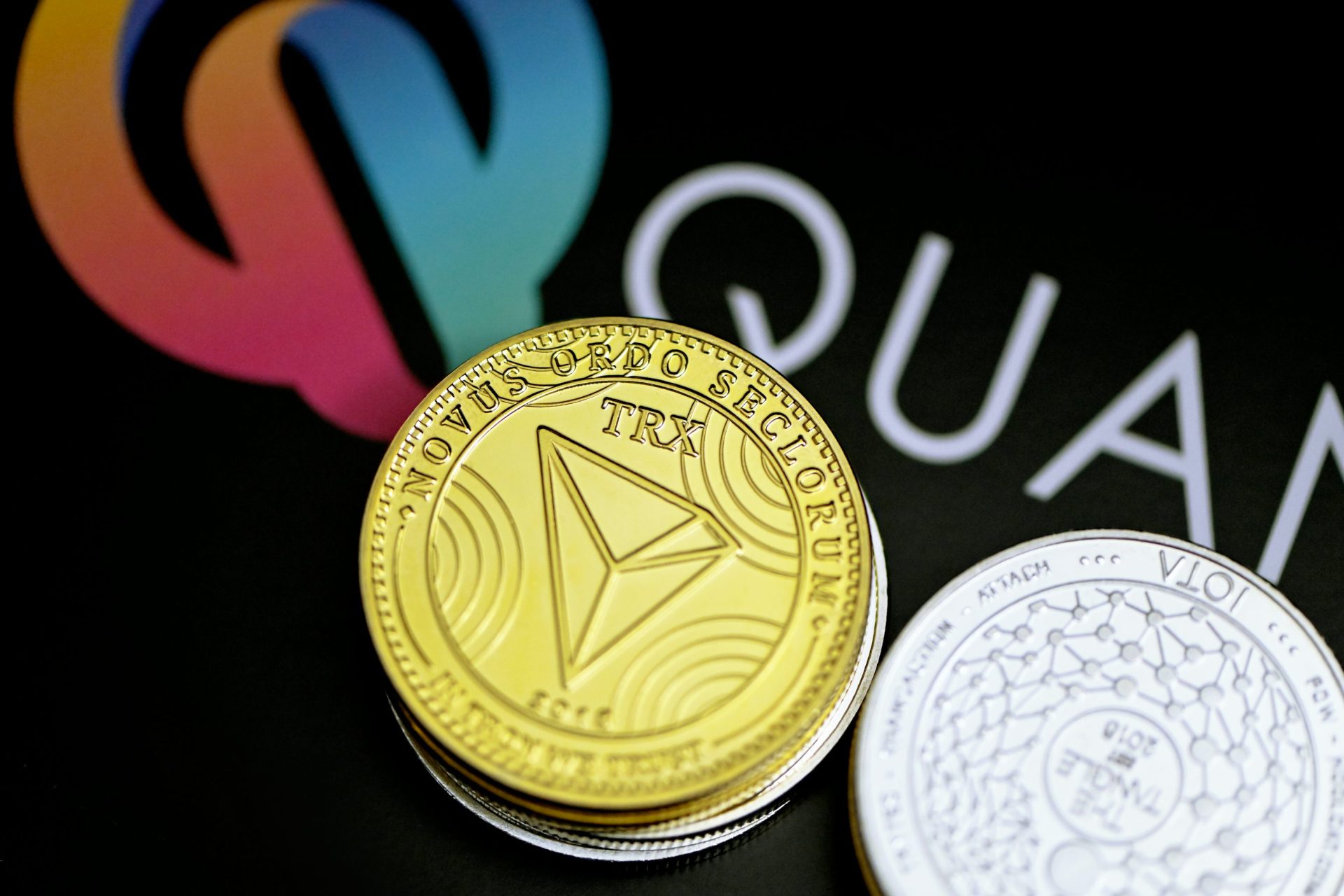 Tron Surges Past Ethereum Amid Record Monthly Fee Spike