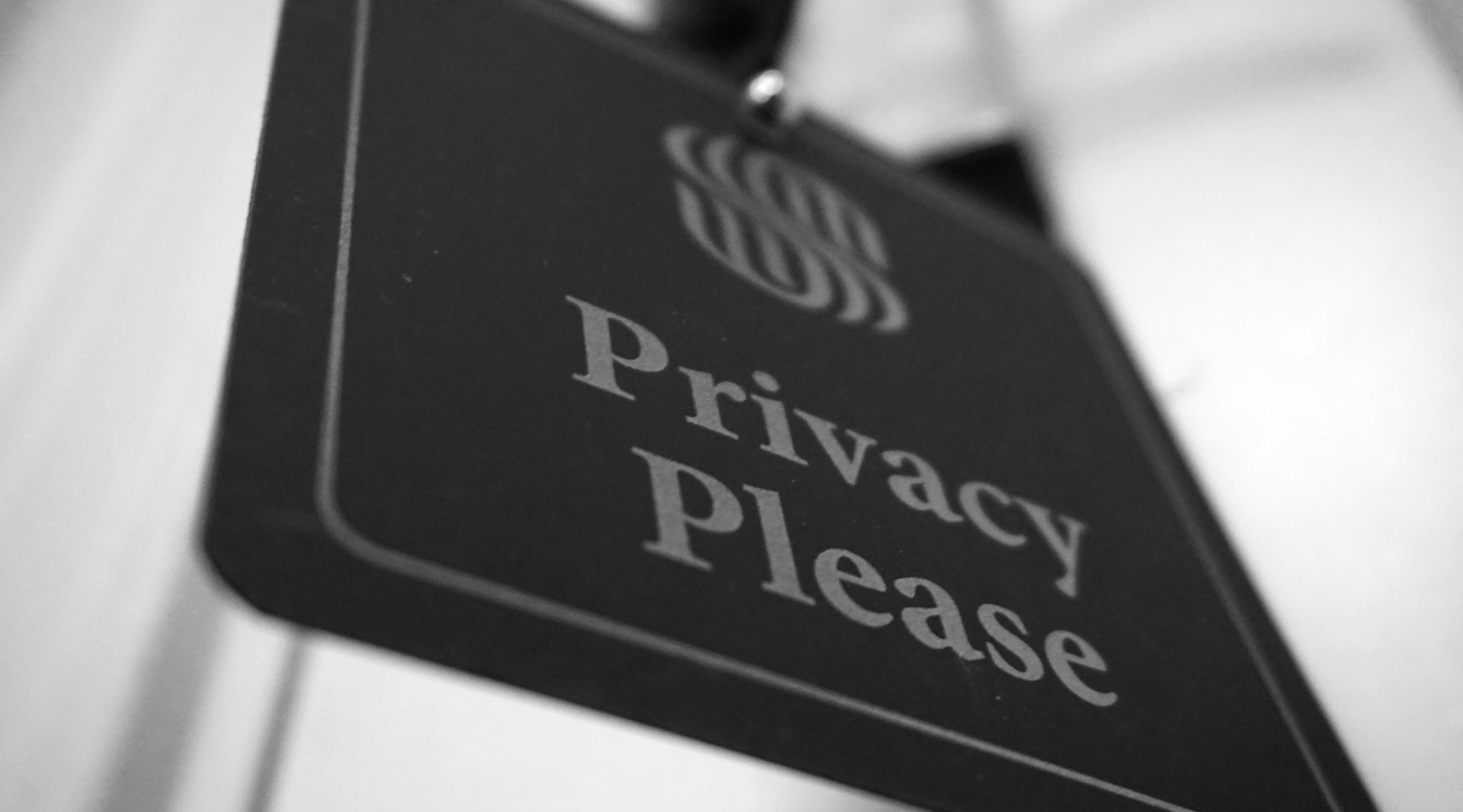 Peirce Calls For Action On Crypto Privacy Rights For Developers