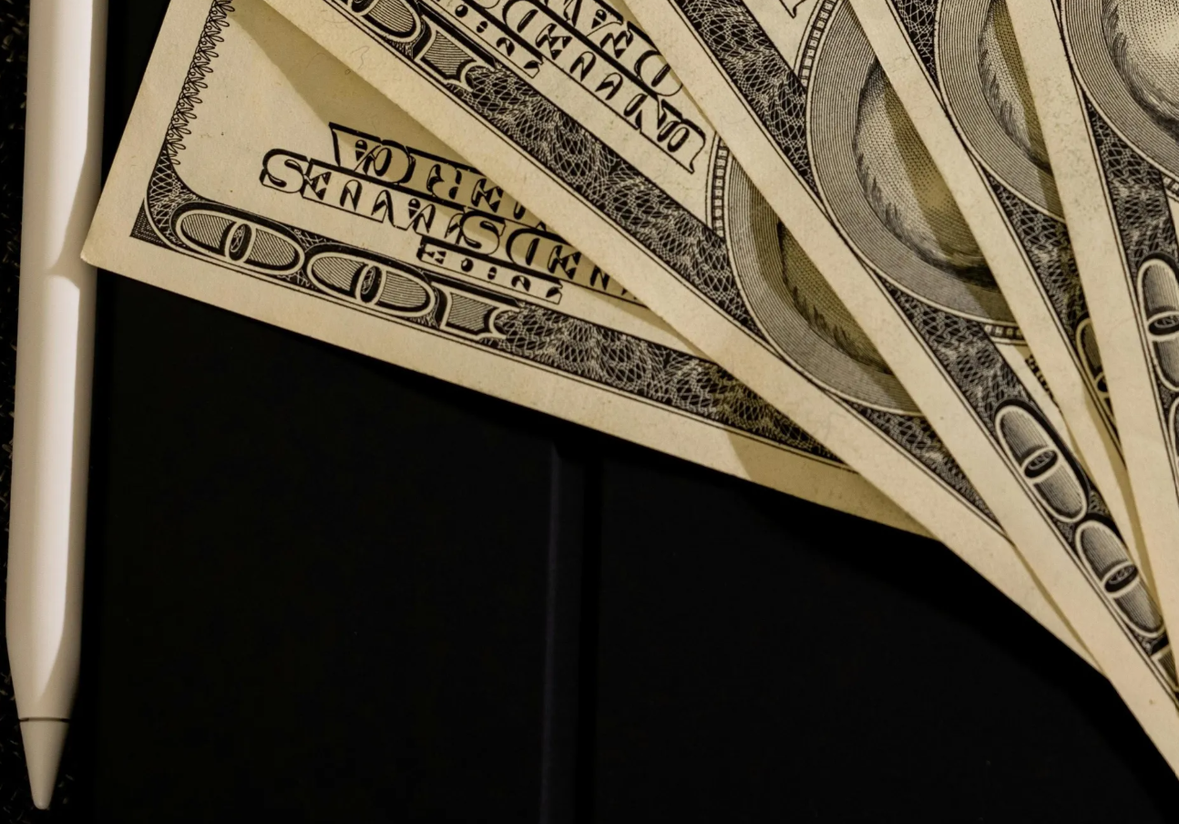 Bitwise Unveils New Fund Blending Stocks And Stablecoins-Bitrabo Bitwise Unveils New Fund Blending Stocks And Stablecoins