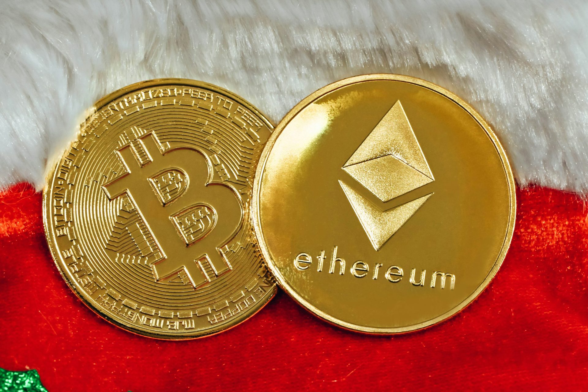 Bitcoin Ethereum Xrp Etfs Return With $800 Million Surge