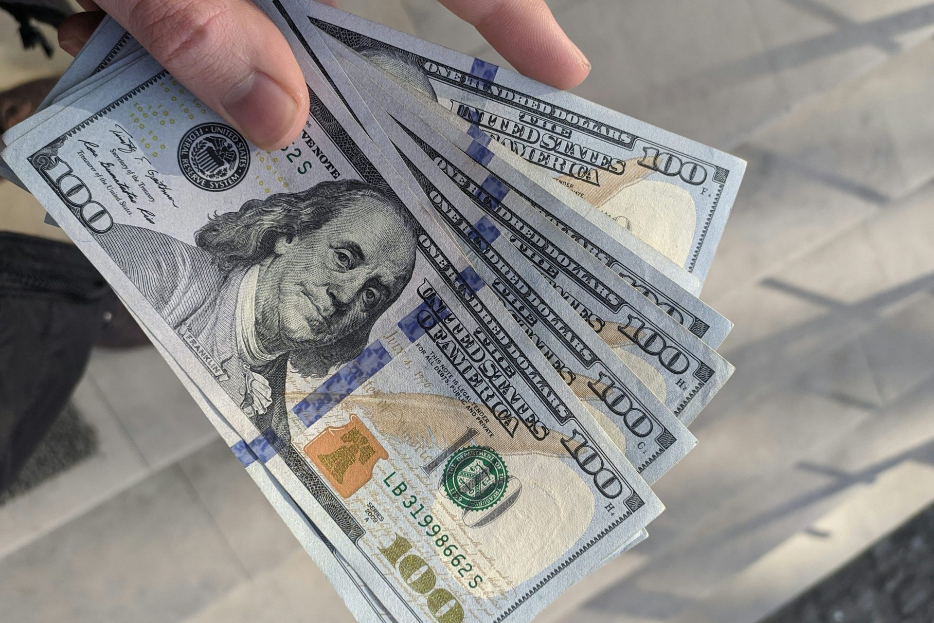 Digital Yuan Gains Ground Amid Stablecoin Yield Ban