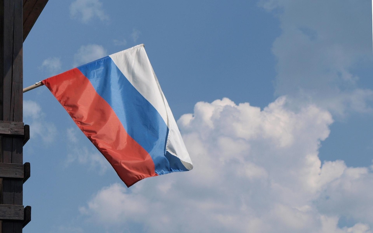 Russia'S A7A5 Stablecoin Shifts $100 Billion Amid Crackdown-Bitrabo Russia’S A7A5 Stablecoin Shifts $100 Billion Amid Crackdown