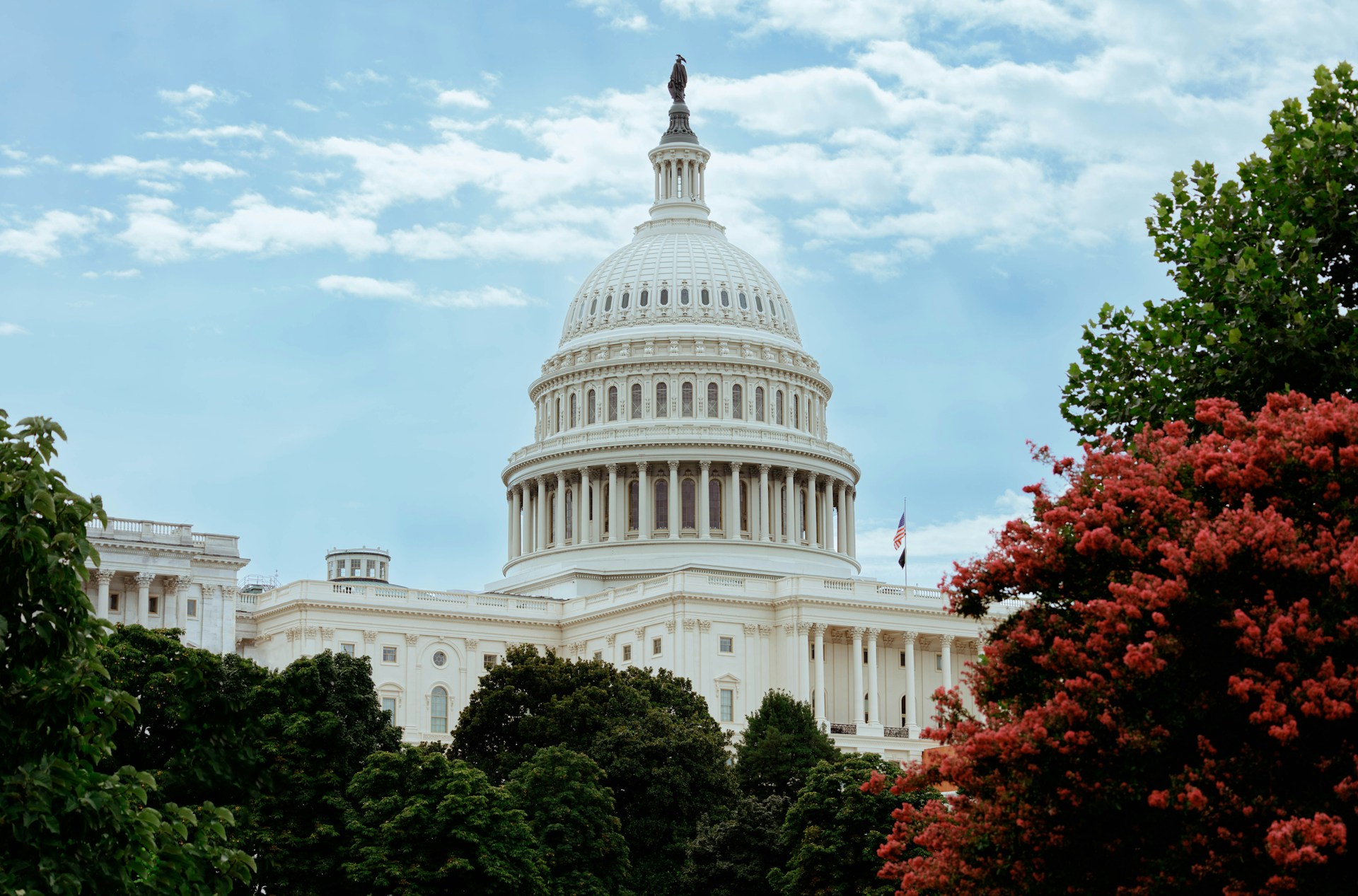 Senate Must Fast-Track CLARITY Act Amid Urgent Crypto Shift