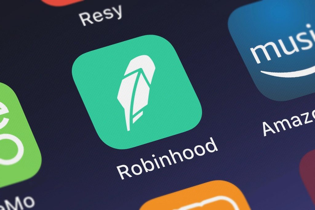 Robinhood Allows AI Transaction Authority in Trading Changes