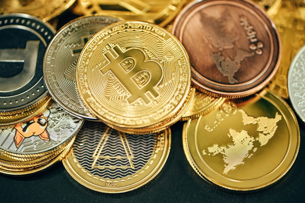 Is an Altcoin Bull Run Coming? Analysis Firm Explores