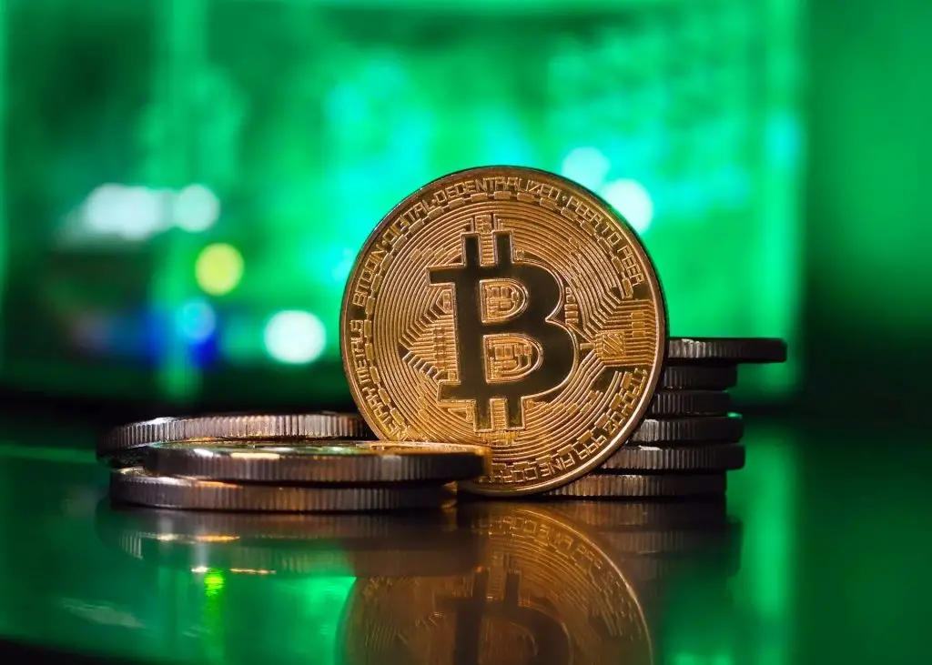 Analyst Predicts Bitcoin Bear Market Despite $250,000 Target