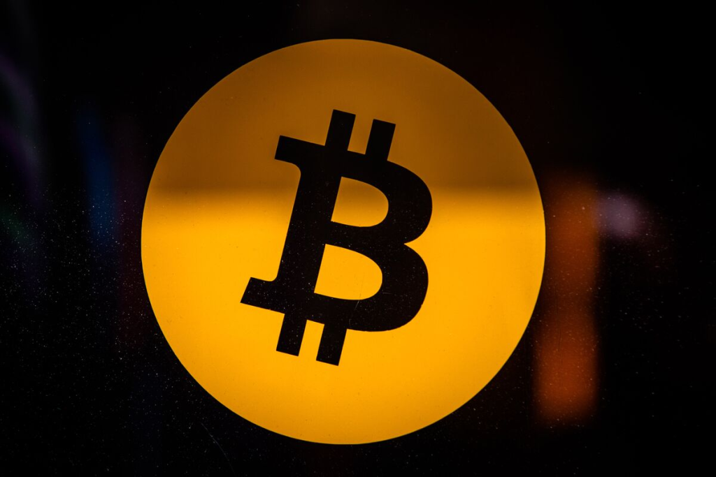 Analyst Identifies Key Level Indicating Bitcoin Downturn